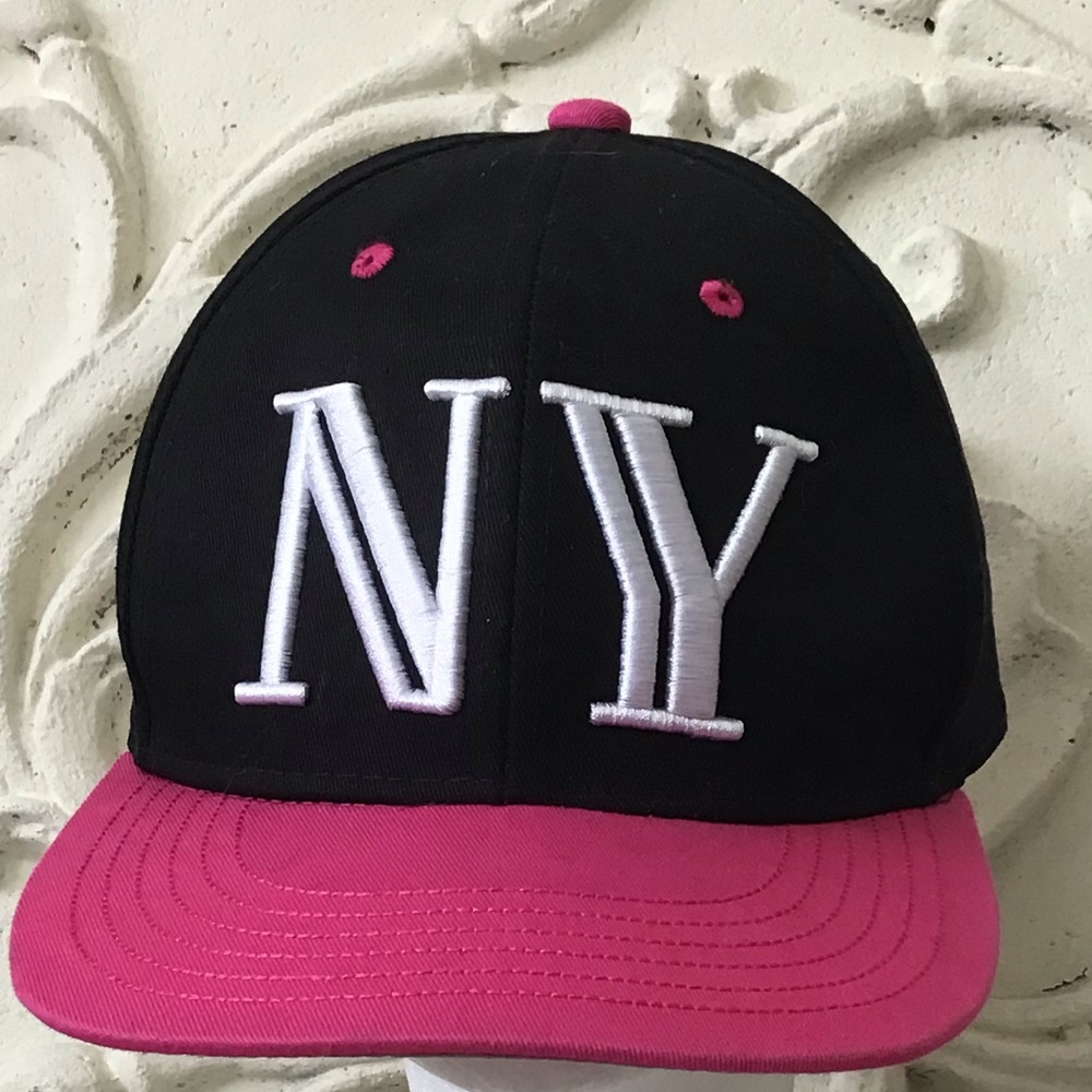 New York “NY” SnapBack NWOT